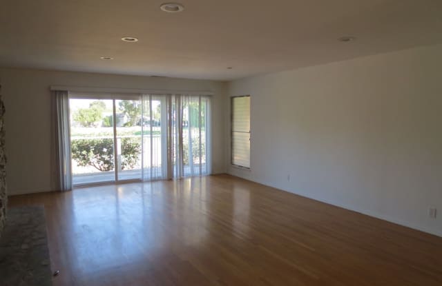 3012 Java Road Gallery 2