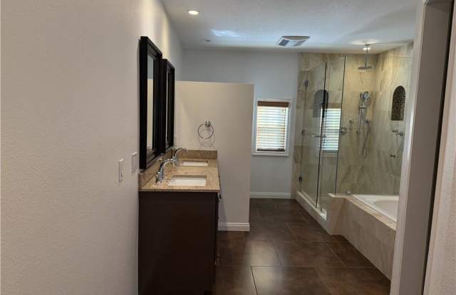3 Blazing Star - 3 Blazing Star, Irvine, CA 92604