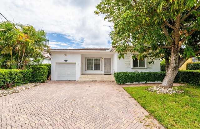 9441 Byron Ave - 9441 Byron Avenue, Surfside, FL 33154 9441 Byron Ave - 9441 Byron Avenue, Surfside, FL 33154