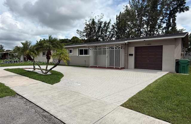11450 SW 47th Ter Gallery 2