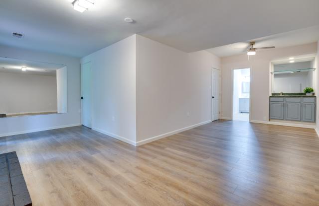 14582 Truro Parish Court - LL Suite Gallery 1