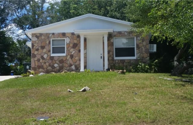 725 ROANE ROAD - 725 Roane Road, Clermont, FL 34711