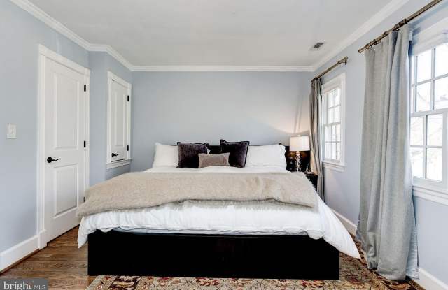 4416 RESERVOIR ROAD NW - 4416 Reservoir Road Northwest, Washington, DC 20007