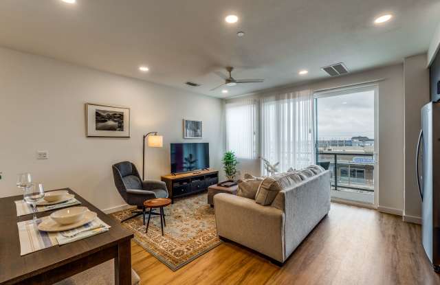 2165 Gabriels Place Gallery 2