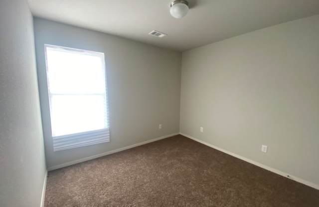 SUPER CLEAN 3bedroom/2bathroom home in Brookland photos photos