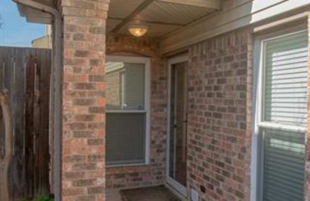 3723 Clover Hill Lane Gallery 2