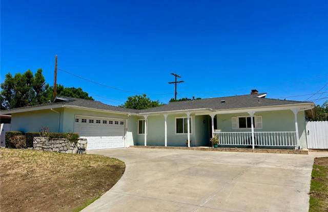 20355 Itasca Street Gallery 2