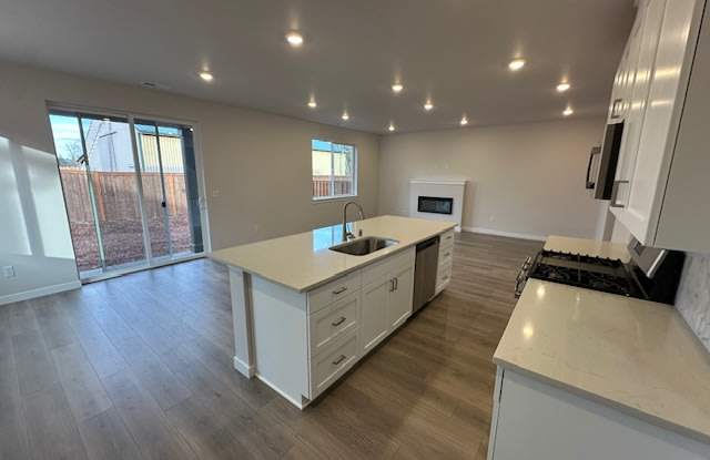 1124 Southeast 33rd Street - 1124 Southeast 33rd Street, Battle Ground, WA 98604