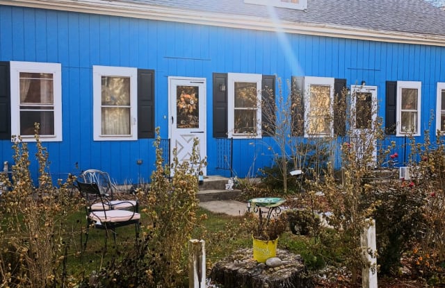 198 Knight Avenue - 198 Knight Avenue, Attleboro, MA 02703
