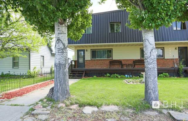 UTILITIES INCLUDED! Large 3 bed/ 1.5 bath on Demple Street photos photos UTILITIES INCLUDED! Large 3 bed/ 1.5 bath on Demple Street photos photos