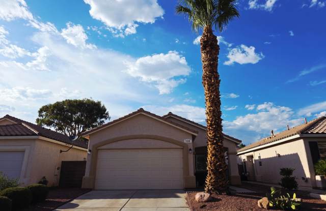 Modern Comfort in a Prime Location ! photos photos