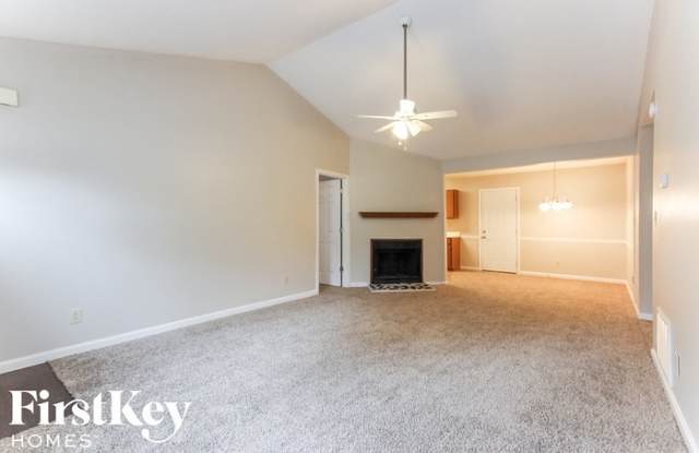 9112 Clubhouse Drive Gallery 2