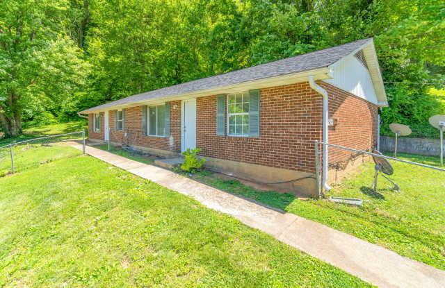 2300 Piedmont Street - A photos photos