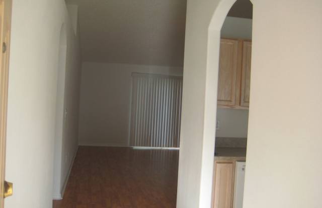 37 Peppercorn Ln Gallery 2