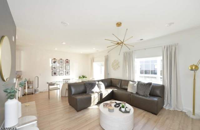 92 Harvest Way photos photos