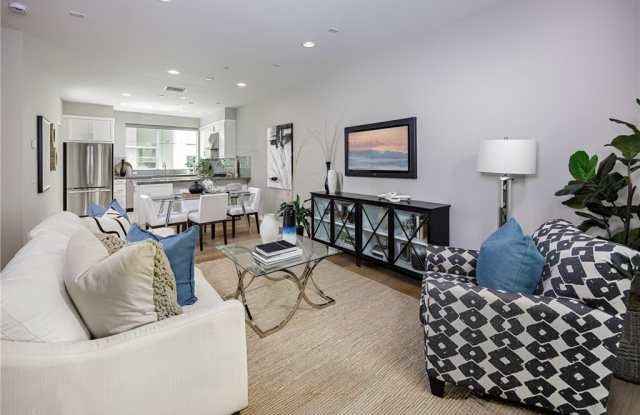 1531 Greenwich Way # 104C - 1531 Greenwich Way, Costa Mesa, CA 92627 1531 Greenwich Way # 104C - 1531 Greenwich Way, Costa Mesa, CA 92627