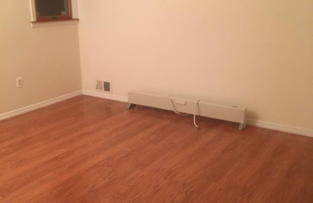 249 Warwick Avenue Gallery 4