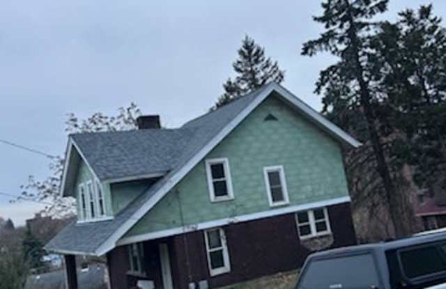 2649 Veteran St photos photos