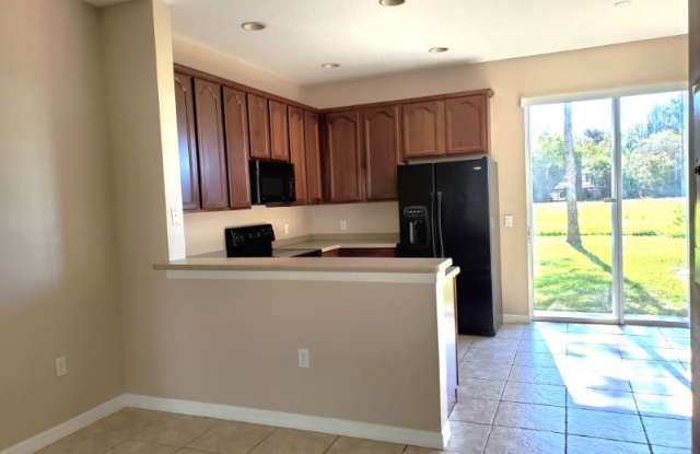 8784 Christie Dr. Gallery 4