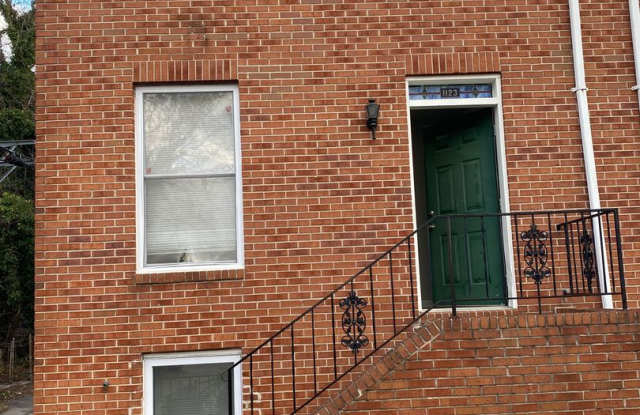 ** 3 BEDROOM TOWNHOME ** photos photos