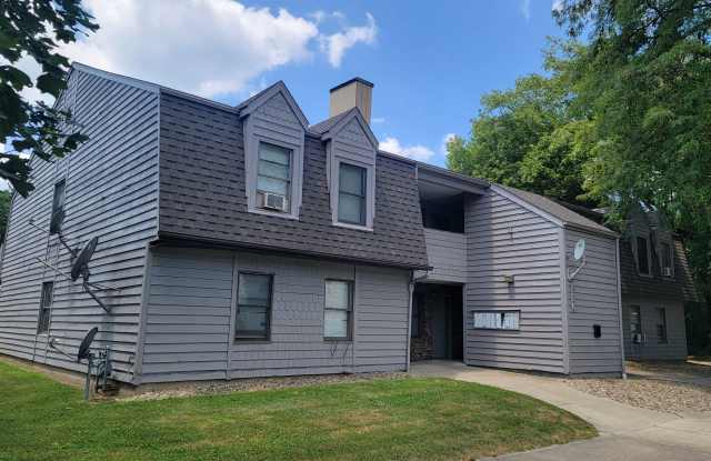 530 Kling St - 530 Kling Street, Akron, OH 44311