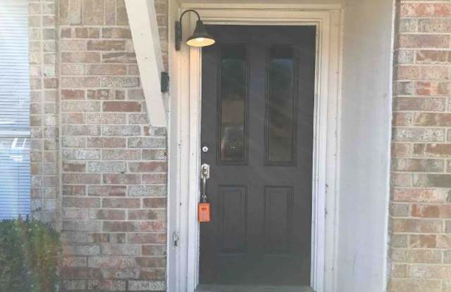8008 Trimble Drive Gallery 2