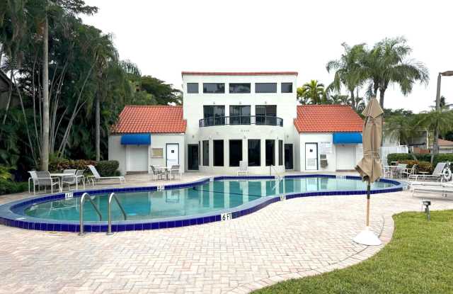 21085 NE 34th Avenue photos photos