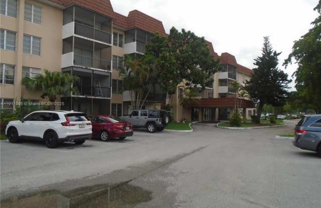 4176 INVERRARY DR photos photos