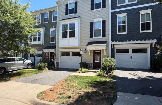 2310 Avinity Court - Garage Style Townhome! Gallery 3