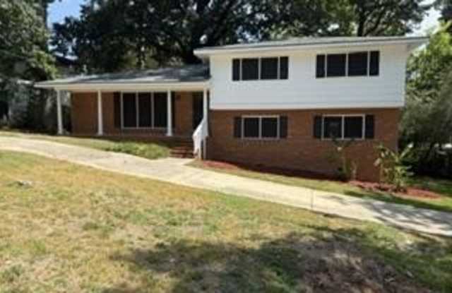 5920 St. Leonards Drive Gallery 1