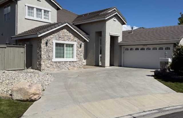 Damonte Ranch 2 story on Cul de Sac photos photos