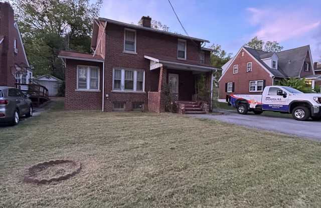 808 Frederick St. - 808 Frederick Street, Bluefield, WV 24701