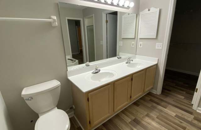 Charming 3-Bedroom, 2-Bath Home for Rent! photos photos