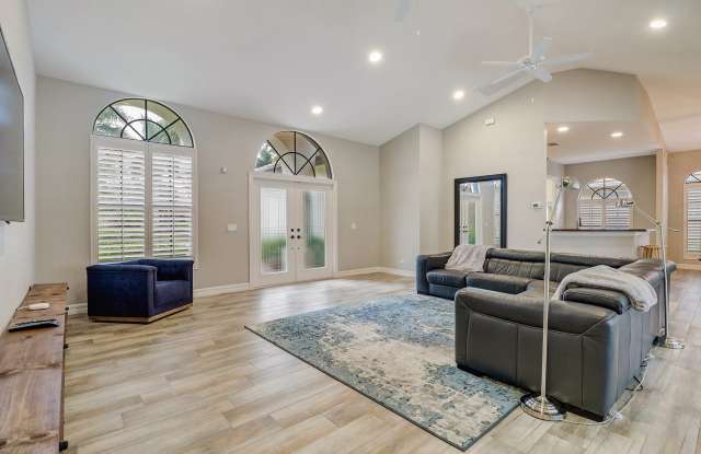 2908 Lone Pine Lane Gallery 2