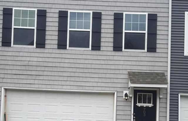 703 ADMIRALS QUAY Drive photos photos