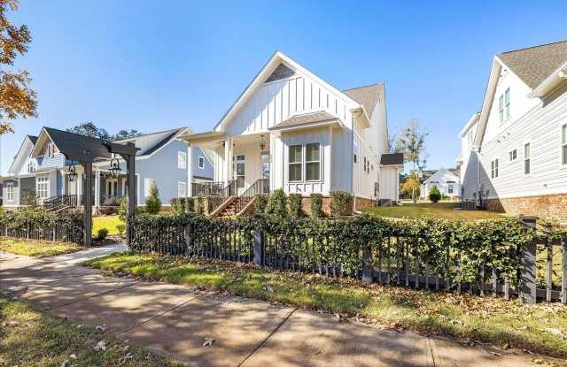 4072 Biltmore Avenue Gallery 2