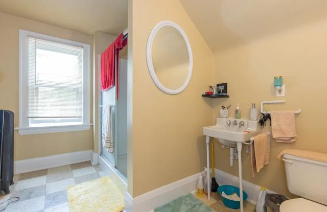 2460 Euclid Heights Boulevard photos photos