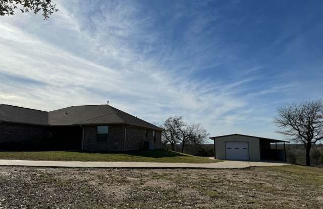 4 Acres + METAL SHOP + Bonus ROOM photos photos