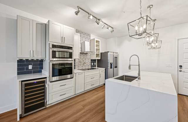 The Vivien photos photos The Vivien photos photos