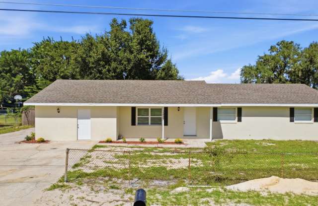 Charming 2-Bedroom, 1-Bath Home in Lakeland, FL Gallery 1