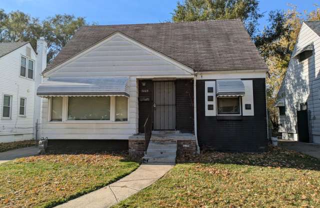 7469 Memorial 3bed/1bath with beautiful hardwood floors located in Herman Gardens - 7469 Memorial Avenue, Detroit, MI 48228