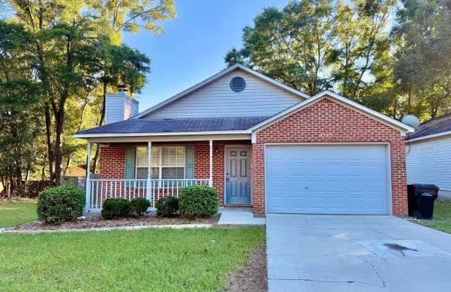 Available NOW 3BD / 2BA Home For Rent!! - 4509 Wimbleton Court, Tallahassee, FL 32303