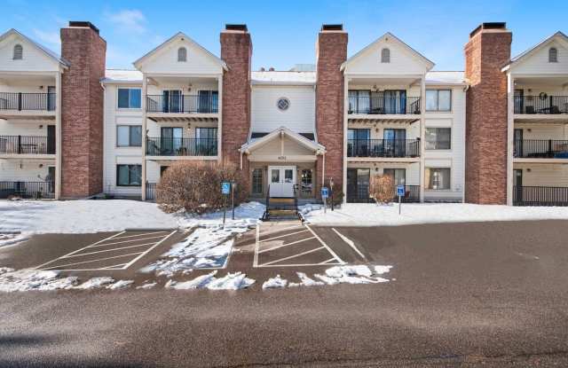 2 Bedroom Condo in Aurora - 401 South Kalispell Way, Aurora, CO 80017