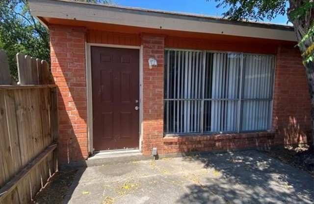 3714 Thornberry Court unit: 3726 photos photos