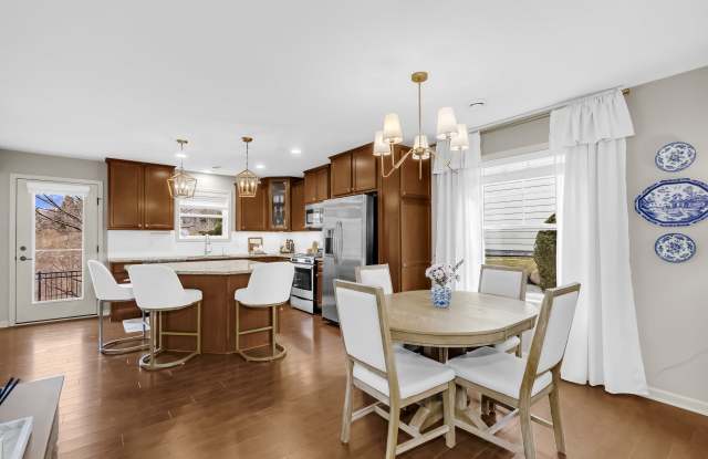 3976 Cedar Grove Ln. Gallery 3