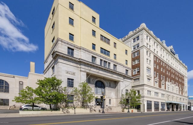 620 S 3rd St - 620 South 3rd Street, Louisville, KY 40202