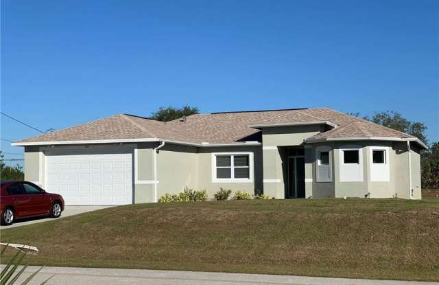4314 5th ST SW - 4314 5th Street Southwest, Lehigh Acres, FL 33976