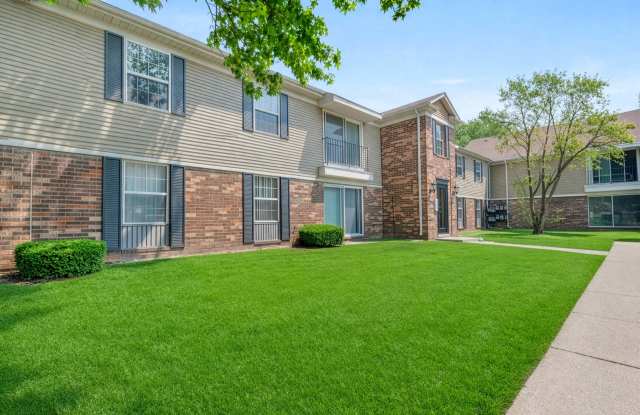 South Grove Apartments Gallery 4