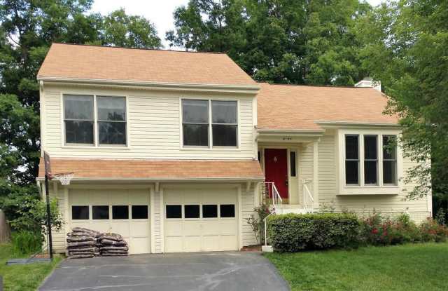 8135 TALL TIMBER DRIVE - 8135 Tall Timber Drive, Linton Hall, VA 20155