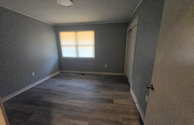 3985 Roxbury Road photos photos